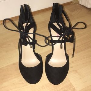 *only worn once* black heels from just fab!!!